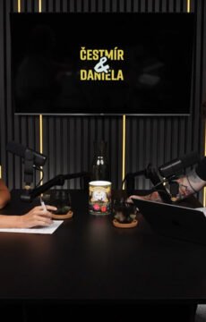 Čestmír & Daniela – 8. díl – Šokující odhalení, stačil jediný přípitek – zdarma online k přehrání